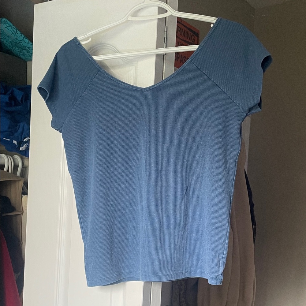 American Eagle Outfitters Blue V-Neck Tee